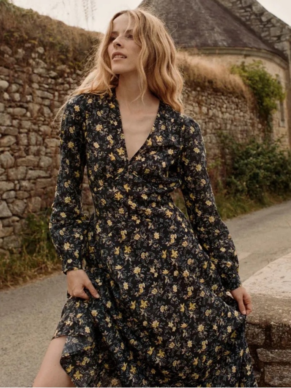 Doen Charleston Cotton V Neck Long Sleeve Maxi Dress Noir Winding Blossoms Black